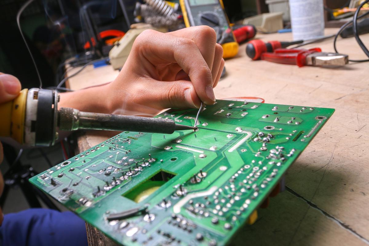 电路板焊接应该注意的事项汇总